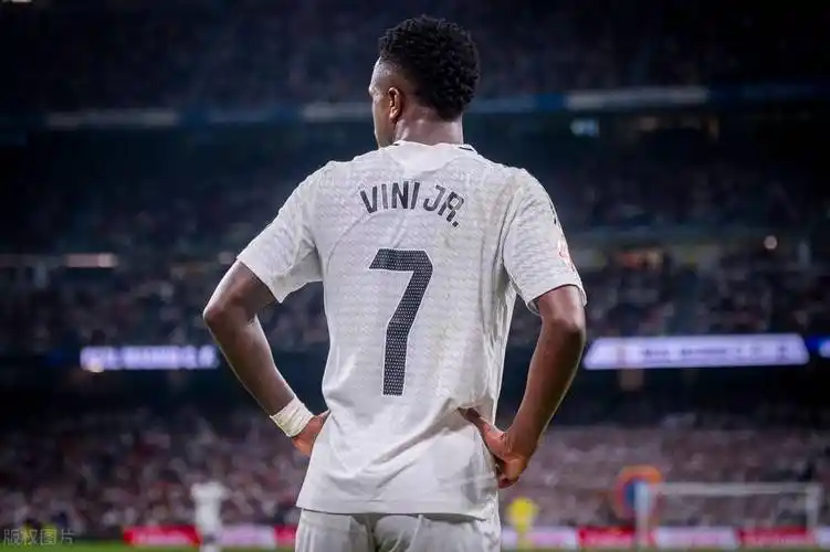 他通过一记 他通过一记