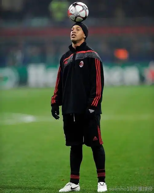 轻有潜力的 轻有潜力的